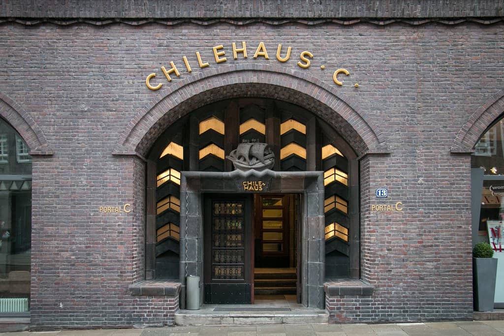 Ship-Like Facade