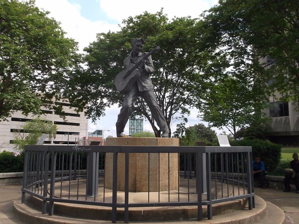 Elvis statue.