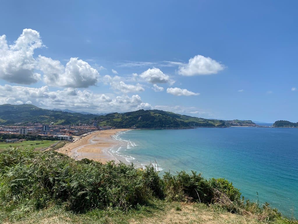 La playa desde Talai Mendi
