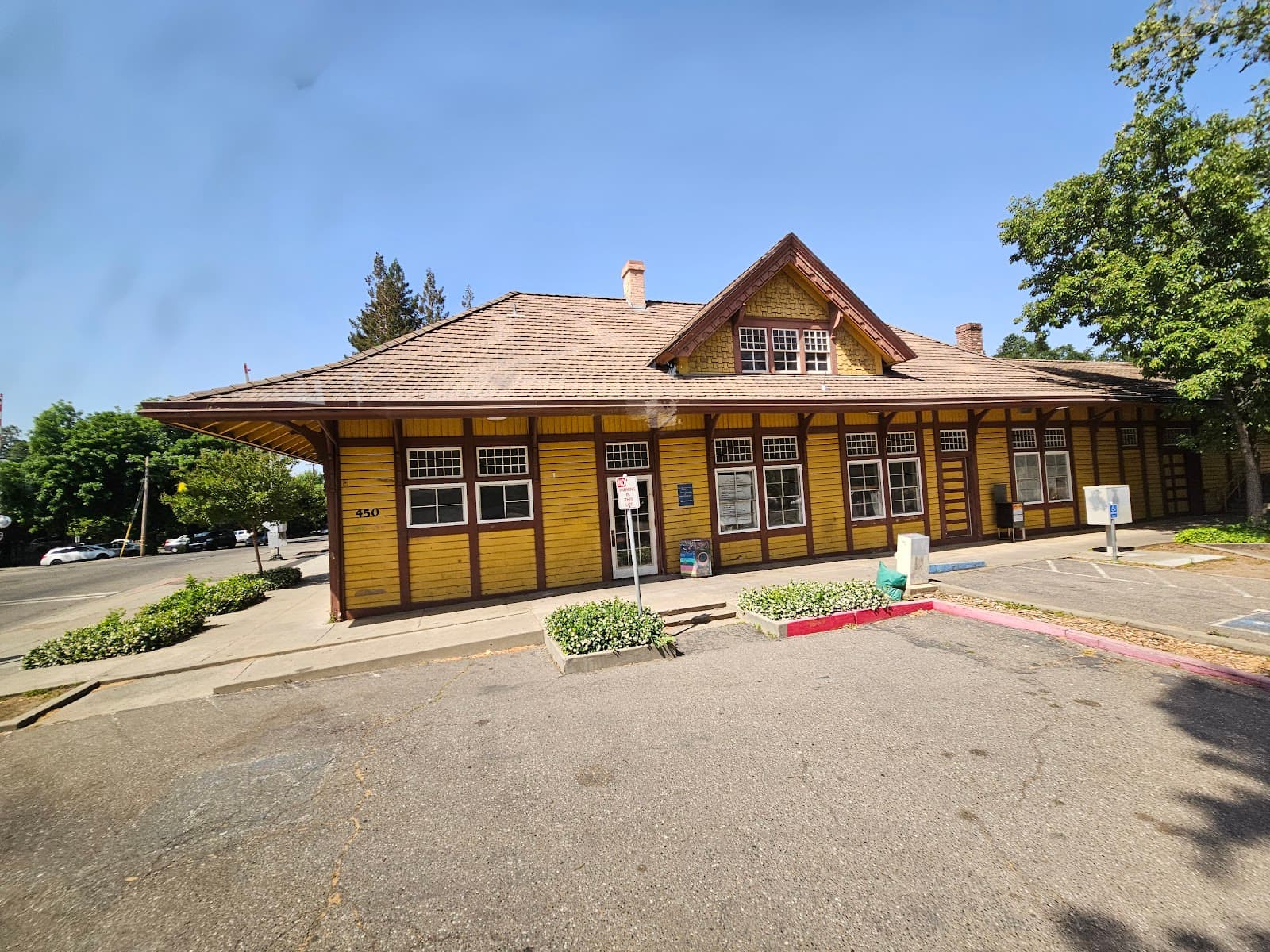 Chico Depot (Amtrak Station) - Image 1