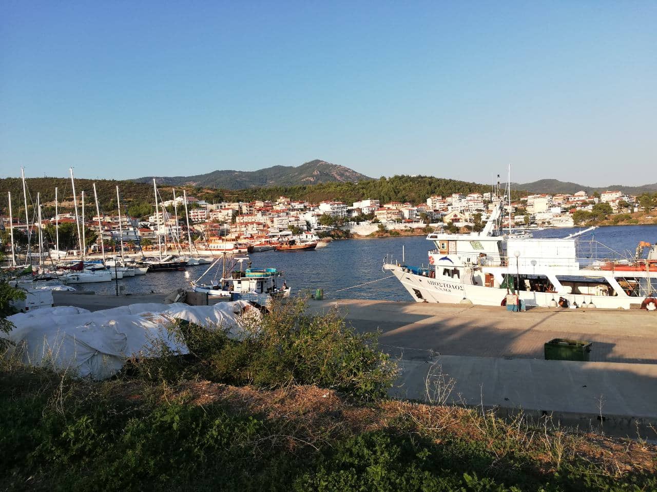 Glarokavos Beach
