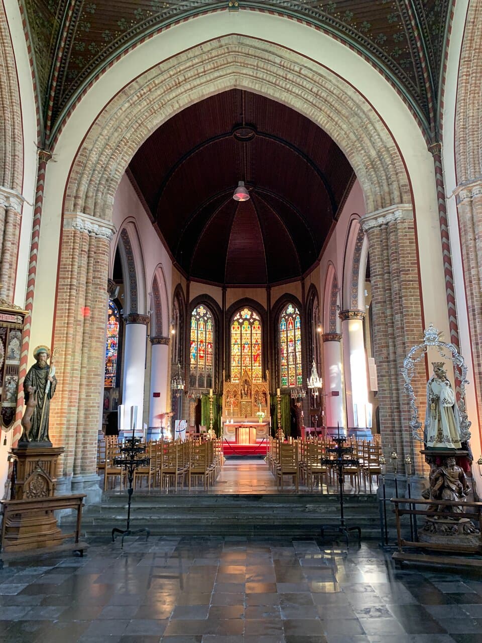 Sint-Gillis kerk (St Giles'Church) - centre altar